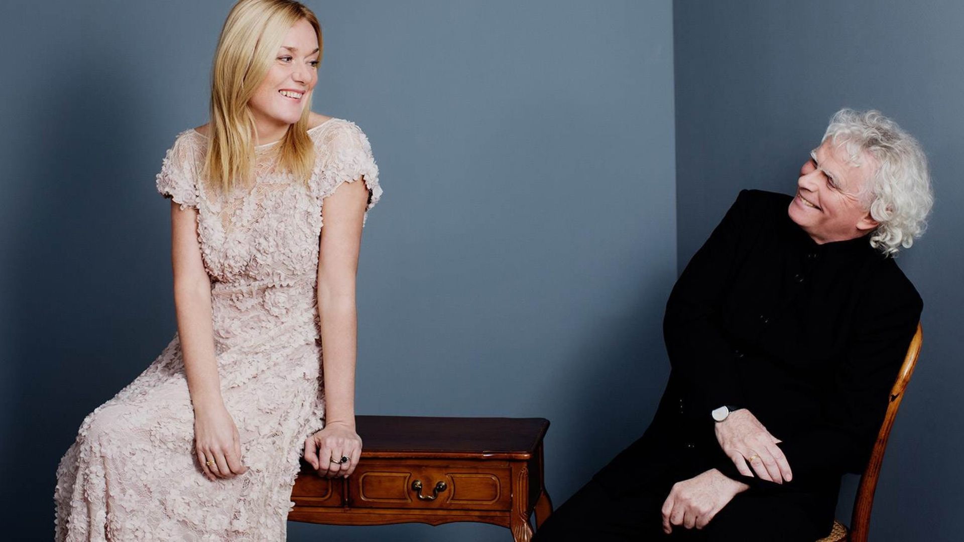 Sir Simon Rattle dirige Dvořák, Mahler, Bartók y Schubert