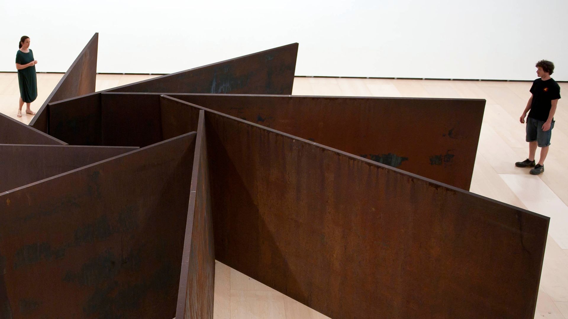 Brancusi-Serra 