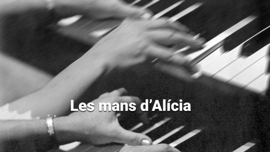 Las manos de Alicia