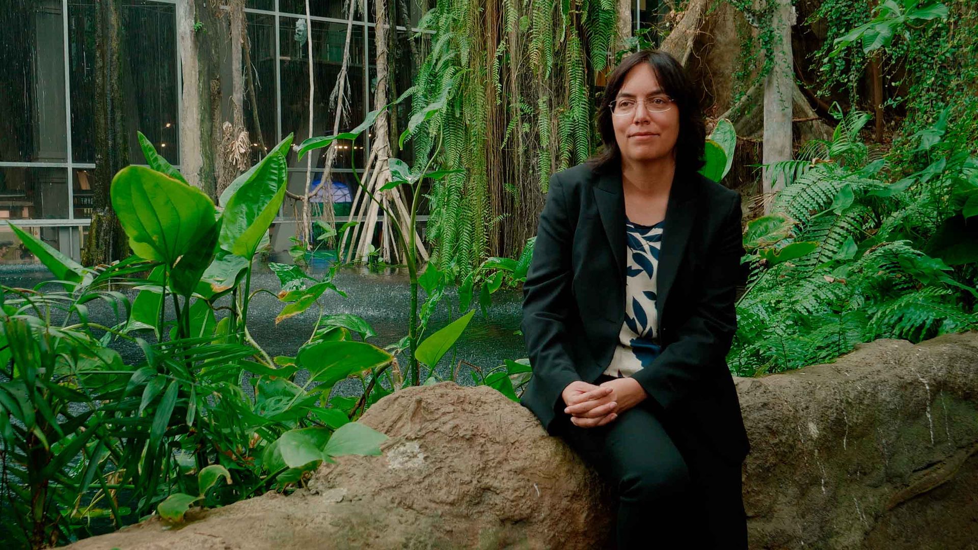 Backstage. Sonia Seneviratne