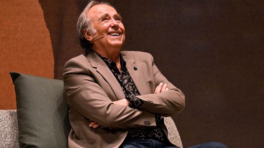 'Partidario de vivir'. Encuentro con Joan Manuel Serrat