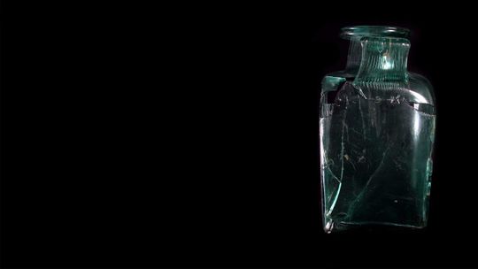 Conservación de una urna romanobritánica