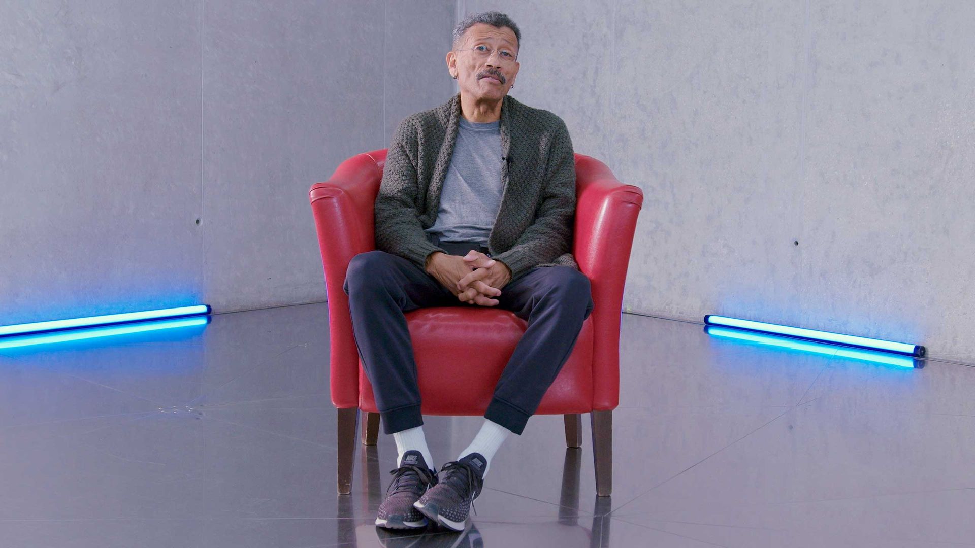 Backstage. Wynn Thomas